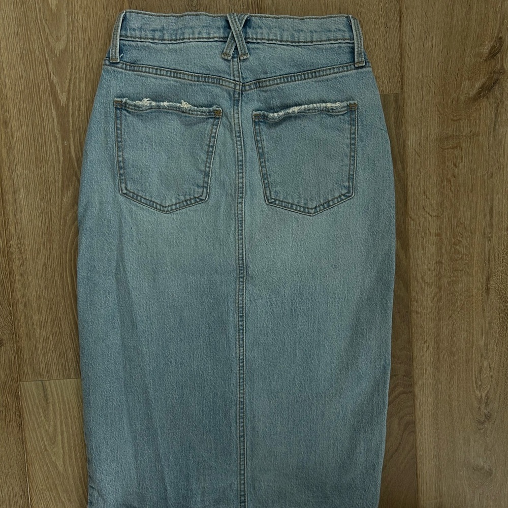 Universal Thread Denim Skirt - Picture 2 of 3